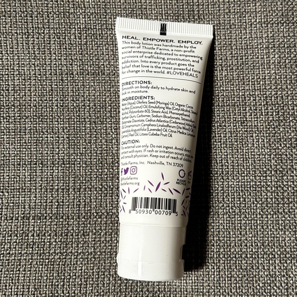 Thistle Farms Citrus Wood Jet Set Travel Set - Picture 5 of 9